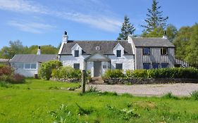 Old Kyle Farm - Stunning Views - 2 Mins From Skye Bridge